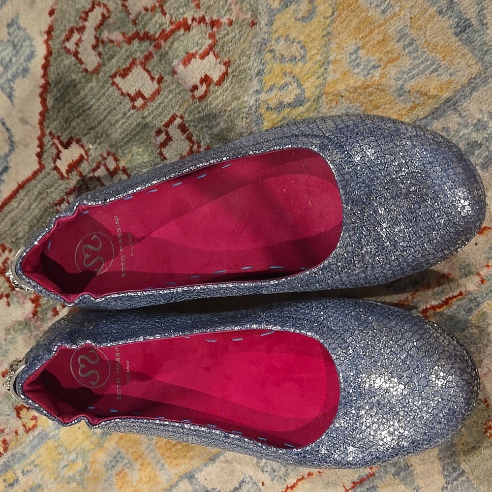 🔥 Soto Massini SILVER BLUE shimmering Italian Ballet Flats SIZE 10, EURO 42